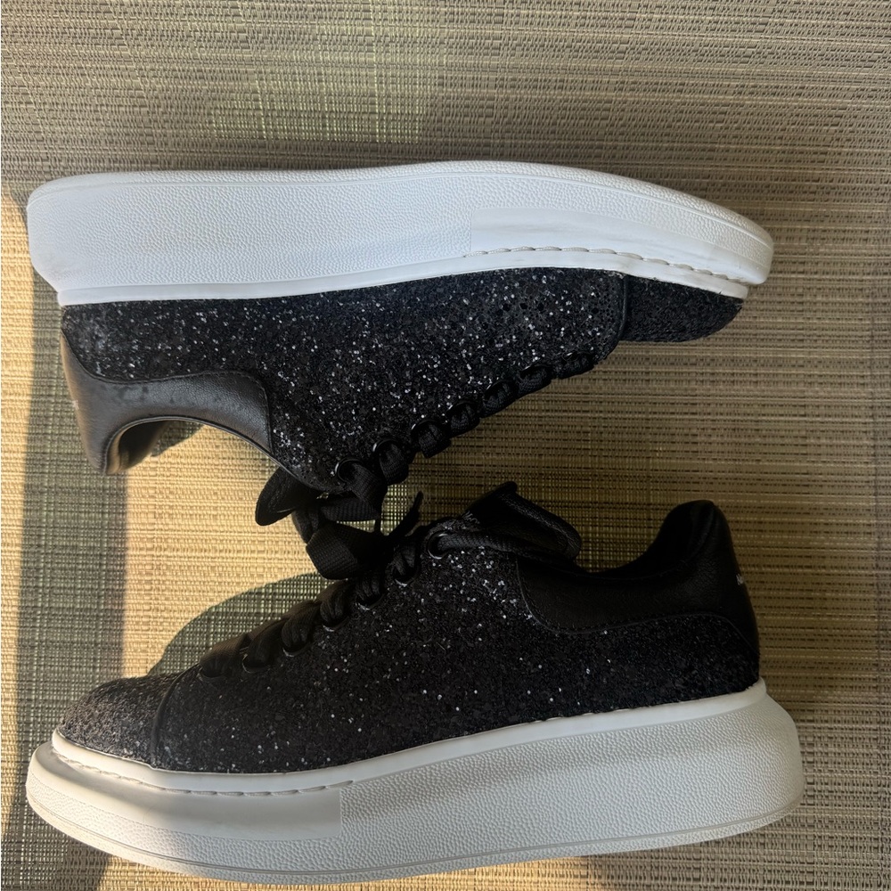 Alexander McQueen Women’s Glitter Oversized Sneaker In Black Sz 38/8W Or 6.5M